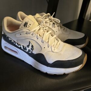 Nike Women's shoe size 10.5
